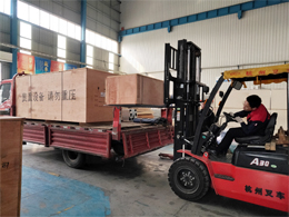 发货现场,镭鹰S90全自动洗车机发往江苏省南通市大丰加油站