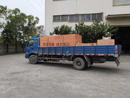发货现场,镭豹360锐意型洗护一体机发往甘肃省兰州市猎匠汽车养护