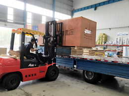 发货现场,镭豹360锐意型洗护一体机发往广东省佛山市