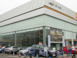 好口碑赢得市场,辽宁省沈阳市雪佛兰汽车4s店订购一台镭豹360炫彩型