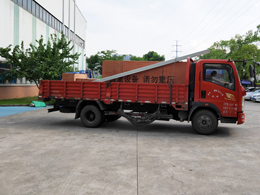 发货现场,镭鹰S90风干型自动洗车机发往河北省唐山市滦南县南圈香君加油站