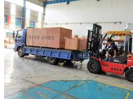 发货现场,镭鹰X1洗车机发往安徽省芜湖市峨桥加油站