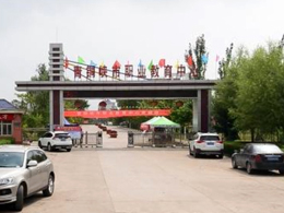 过硬品质六月火爆热销,宁夏青铜峡市职业教育中心订购一台镭鹰S90自动洗车机