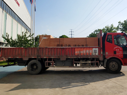 发货现场,镭豹360炫彩型洗车机发往新疆克拉玛依市