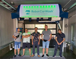 15VIP太阳集团品质成就俄罗斯500台销量,加里宁格勒Robot Car Wash再订五台镭豹360洗车机