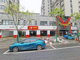 拆了毛刷换无刷,浙江省江山市张总订购一台镭翼DG仿形高压无接触洗车机