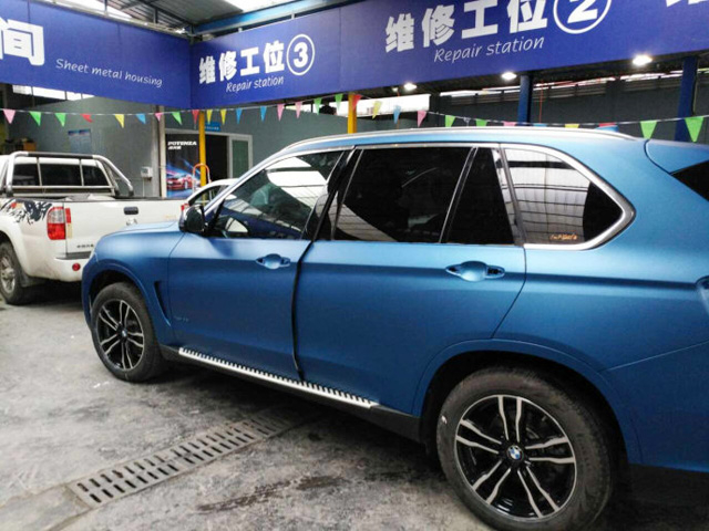 热卖不断疯狂不止,湖北省恩施州车之翼汽车美容订购一台镭鹰S90全自动电脑洗车机