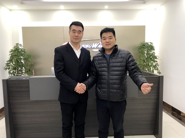 新年伊始迎来销售热潮,江西省丰城市荔鑫汽车服务公司订购一台镭豹WIN5镀膜风干一体机
