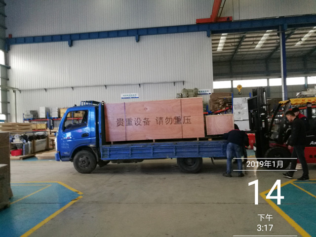 发货现场:镭鹰X1洗车机发往辽宁省沈阳市小红刷洗车连锁