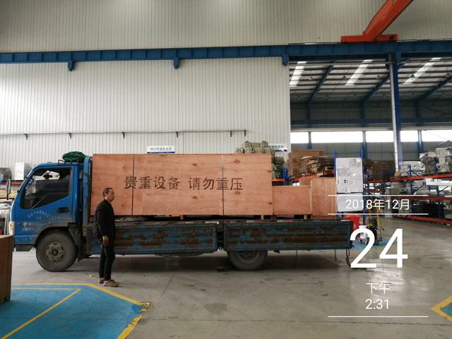 发货现场:镭豹WIN5洗车机发往河南省周口市沈丘县