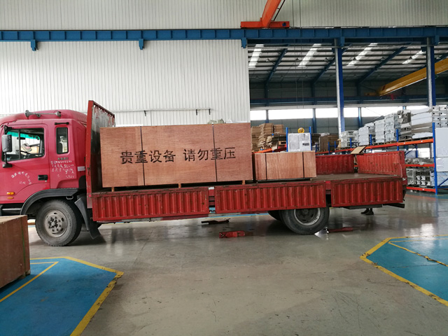 发货现场:镭豹350发往河南省开封市尉氏县河西加油站
