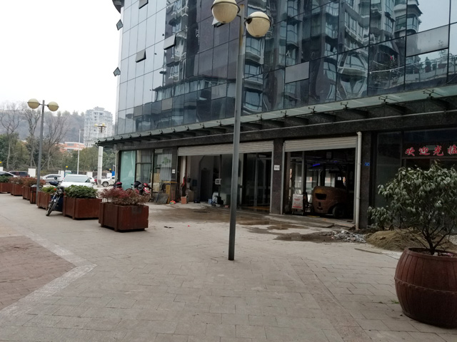 20180130093674907490_lb360.jpg