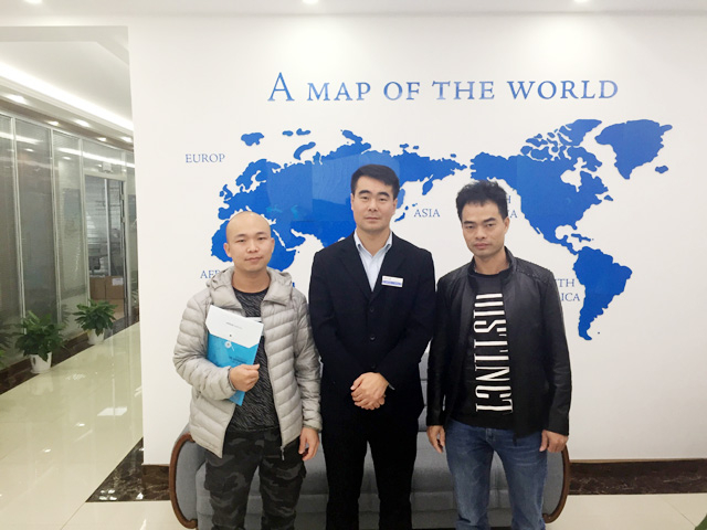 好坏一比便知晓,广东省中山市李总订购一台镭豹360自动洗车机