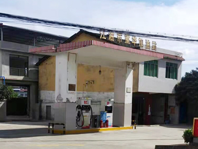 好品质订单不断,四川省江油市重华加油站订购一台镭豹360锐意型洗车机