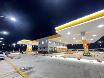 老客户的信赖,广东省惠州市三加一加油站再订三台镭鹰X1全自动洗车机