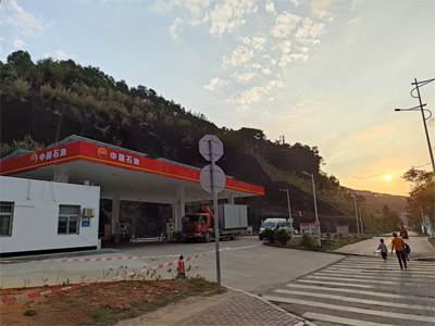 用户案例,镭翼SG仿形洗车机在广东省惠州市中国石油加油站安装完成投入使用