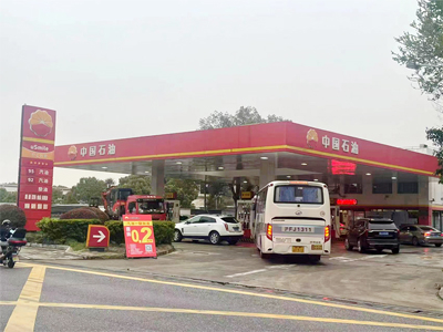 洗得干净不伤车漆,上海市中国石油加油站订购一台镭翼DG仿形高压无接触洗车机