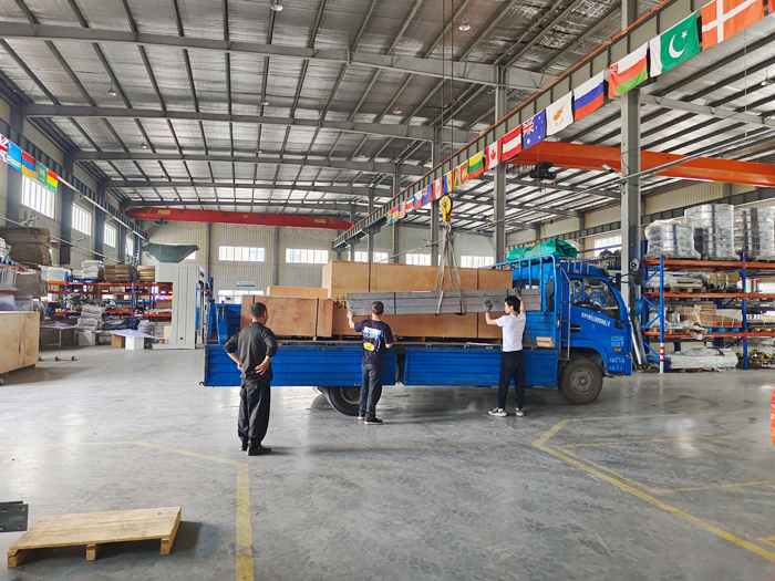 02.jpg