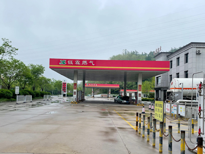 用户案例,镭鹰X1洗车机在辽宁省丹东市凤城市钰霖加油站安装完成交付使用