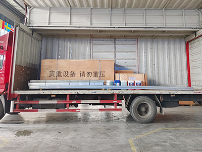 发货现场,镭鹰S90洗车机发往河北省保定市永兴加油站