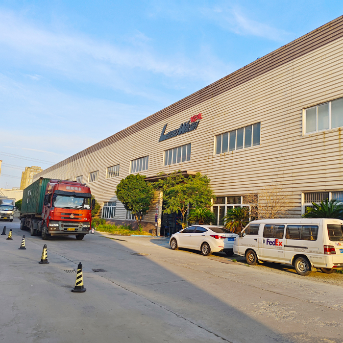 04.jpg