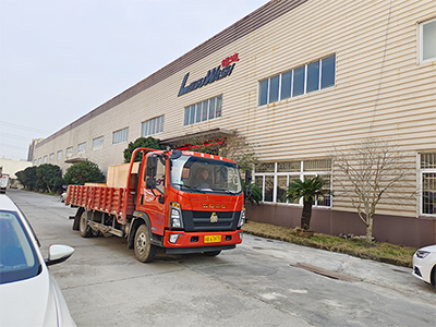 发货现场,镭鹰S90旗舰型洗车机发往福建省三明市尤溪县古迹加油站