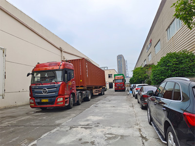 海外发货现场,三台镭鹰S90旗舰型高压无接触洗车机发往韩国大田市