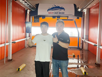 海外用户案例,四台镭豹360炫彩型洗车机在韩国釜山市安装完成