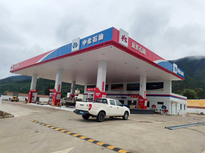 LEISUWASH S90旗舰型洗车机在陕西省商洛市丹凤中化石油加油站安装完成交付使用